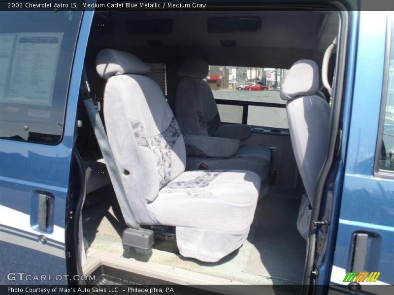 Medium Cadet Blue Metallic / Medium Gray 2002 Chevrolet Astro LS