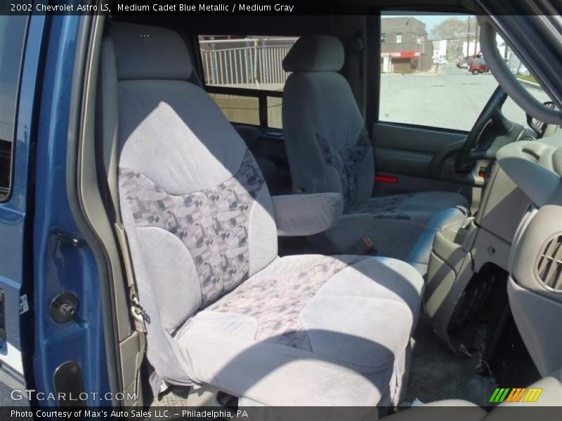 Medium Cadet Blue Metallic / Medium Gray 2002 Chevrolet Astro LS
