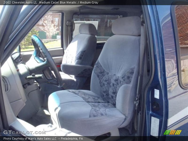 Medium Cadet Blue Metallic / Medium Gray 2002 Chevrolet Astro LS