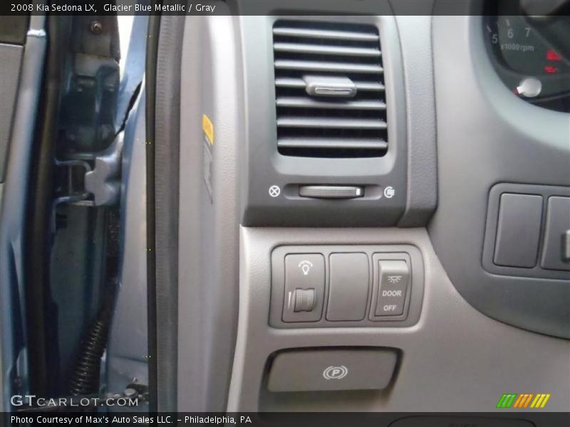Glacier Blue Metallic / Gray 2008 Kia Sedona LX
