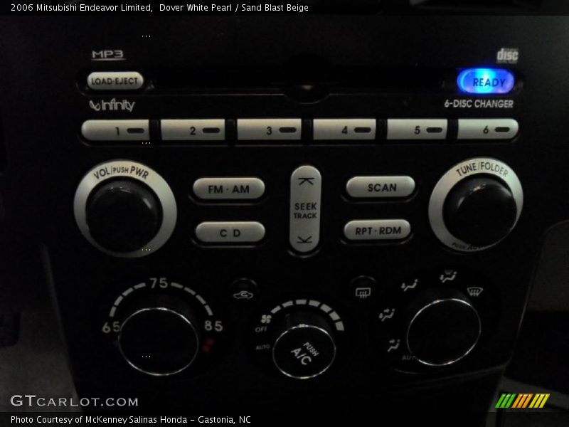 Dover White Pearl / Sand Blast Beige 2006 Mitsubishi Endeavor Limited