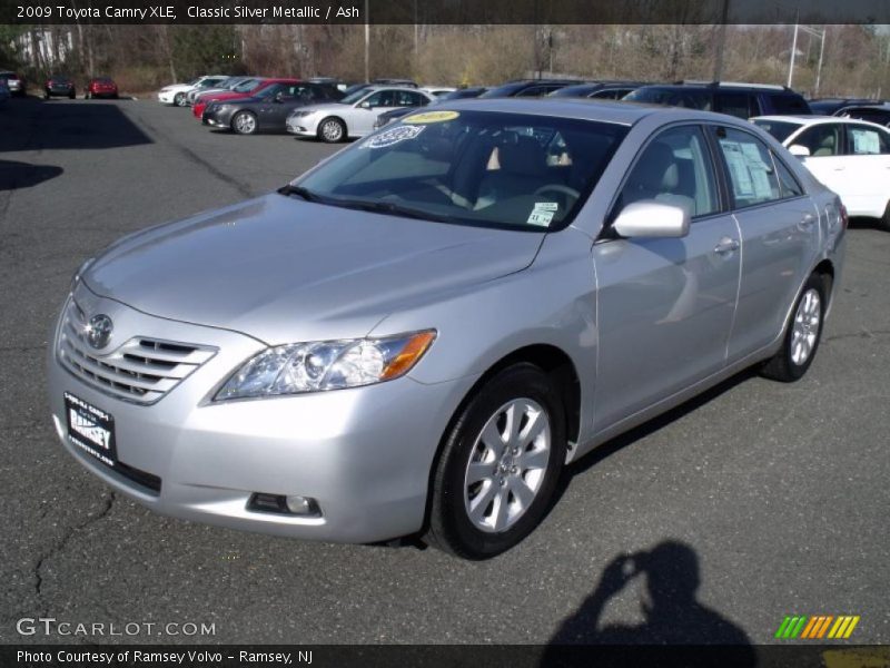 Classic Silver Metallic / Ash 2009 Toyota Camry XLE