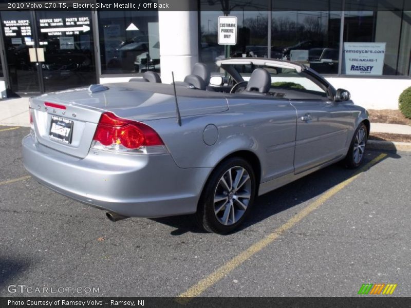 Electric Silver Metallic / Off Black 2010 Volvo C70 T5