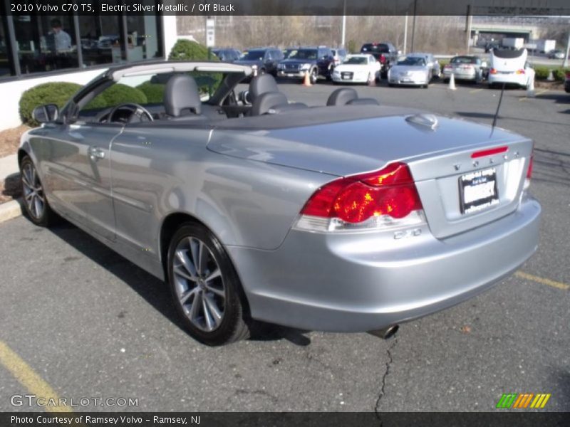 Electric Silver Metallic / Off Black 2010 Volvo C70 T5