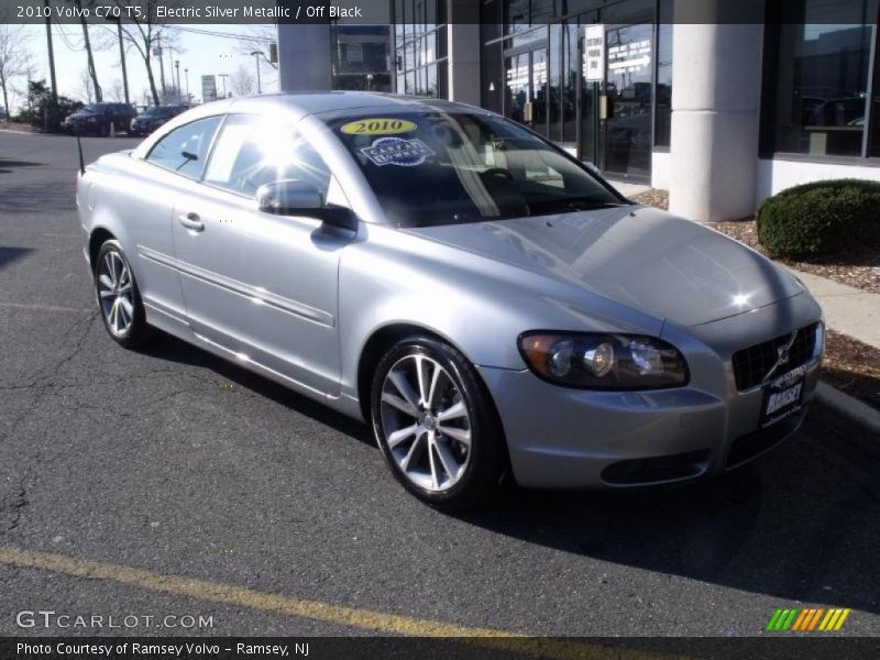 Electric Silver Metallic / Off Black 2010 Volvo C70 T5