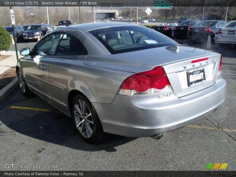 Electric Silver Metallic / Off Black 2010 Volvo C70 T5