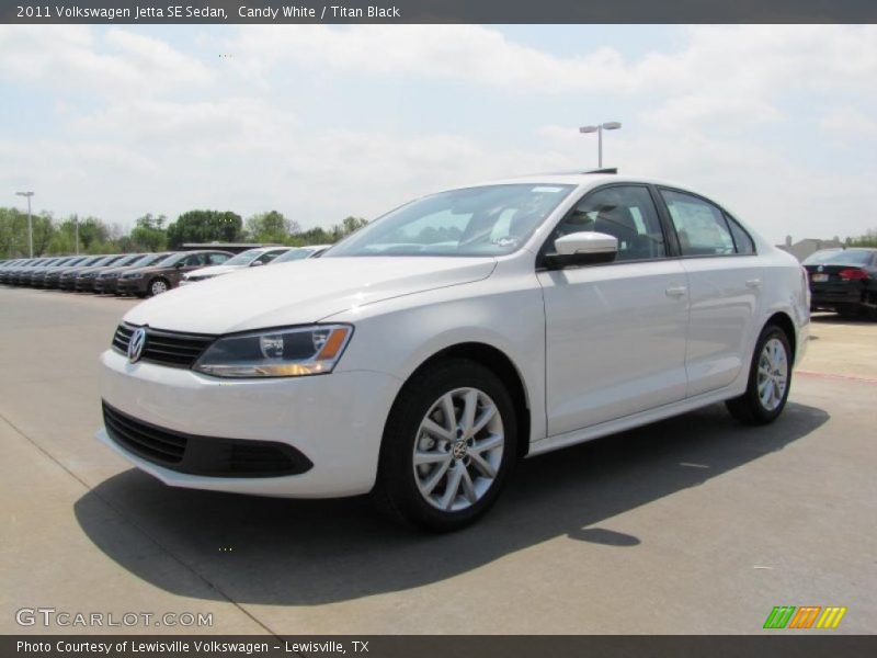Candy White / Titan Black 2011 Volkswagen Jetta SE Sedan