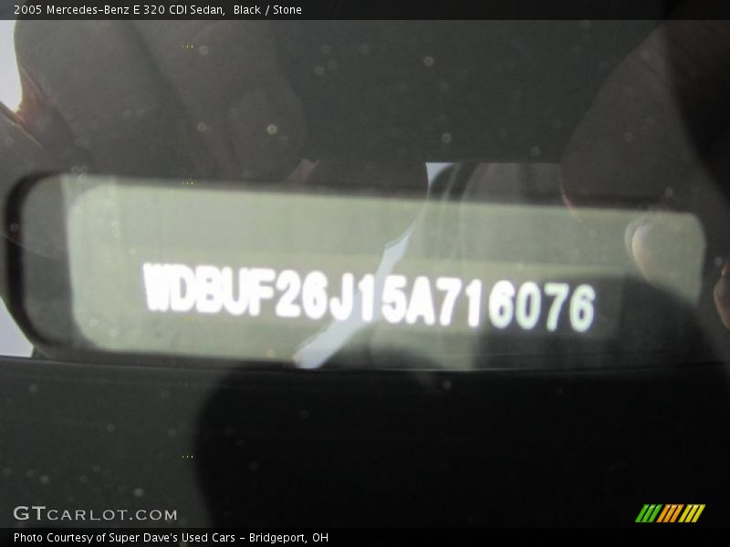 Black / Stone 2005 Mercedes-Benz E 320 CDI Sedan