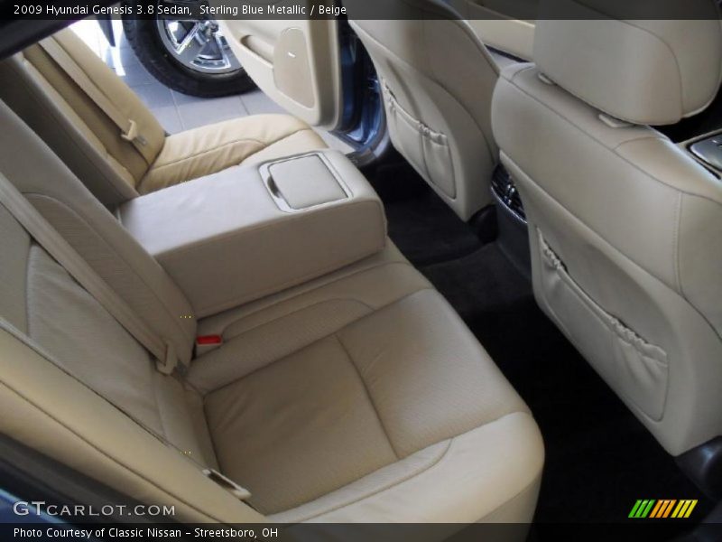  2009 Genesis 3.8 Sedan Beige Interior
