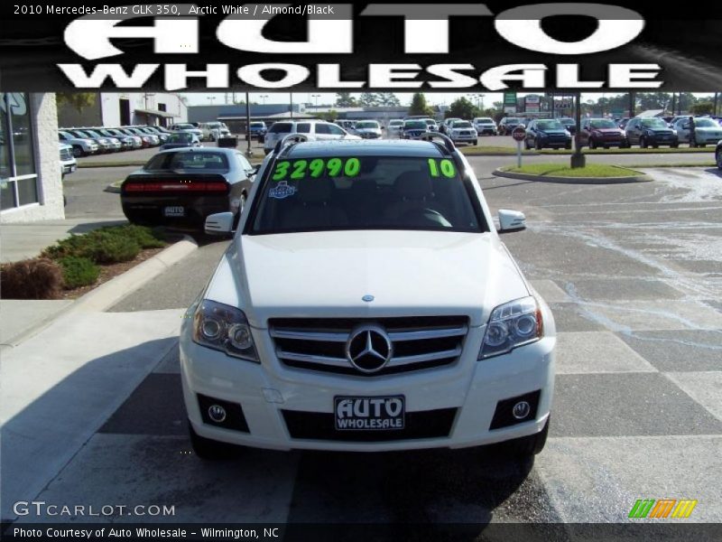 Arctic White / Almond/Black 2010 Mercedes-Benz GLK 350