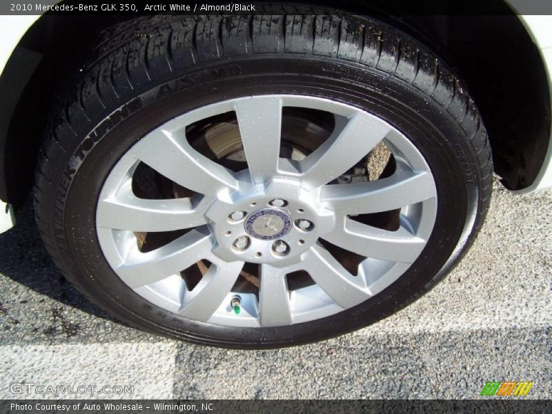 Arctic White / Almond/Black 2010 Mercedes-Benz GLK 350