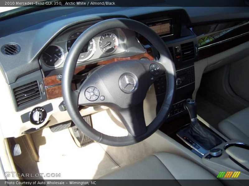 Arctic White / Almond/Black 2010 Mercedes-Benz GLK 350