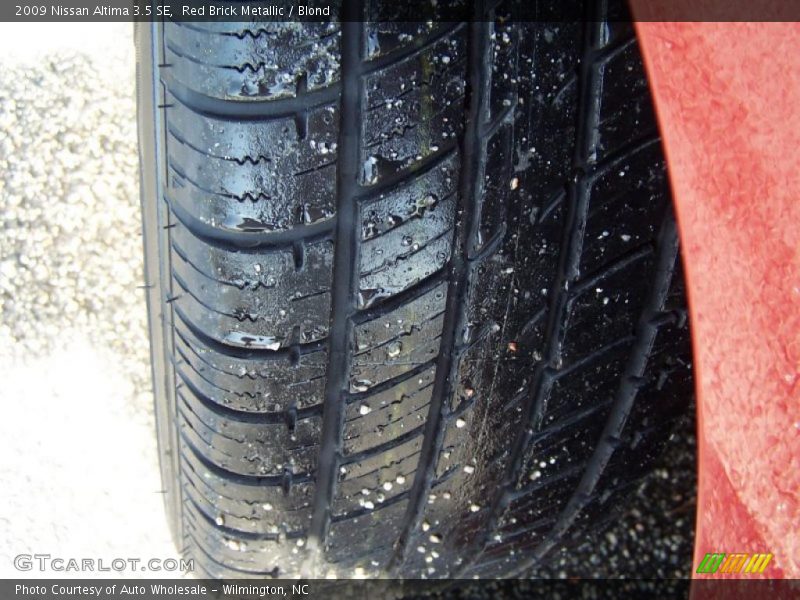Red Brick Metallic / Blond 2009 Nissan Altima 3.5 SE