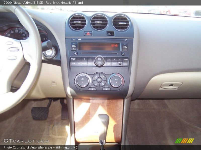 Red Brick Metallic / Blond 2009 Nissan Altima 3.5 SE