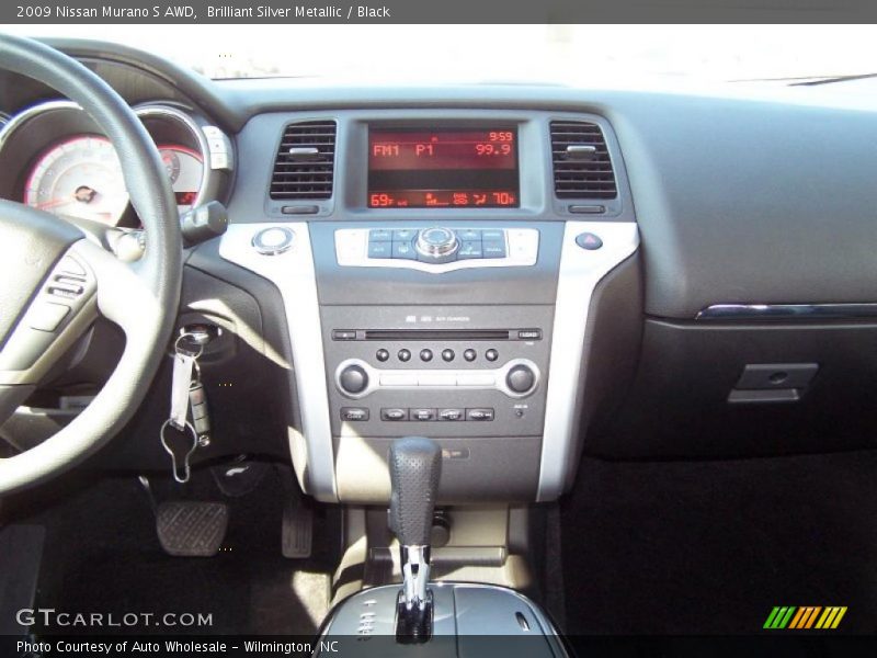 Brilliant Silver Metallic / Black 2009 Nissan Murano S AWD