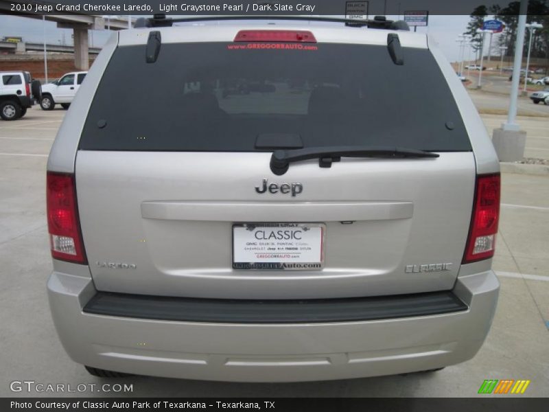 Light Graystone Pearl / Dark Slate Gray 2010 Jeep Grand Cherokee Laredo