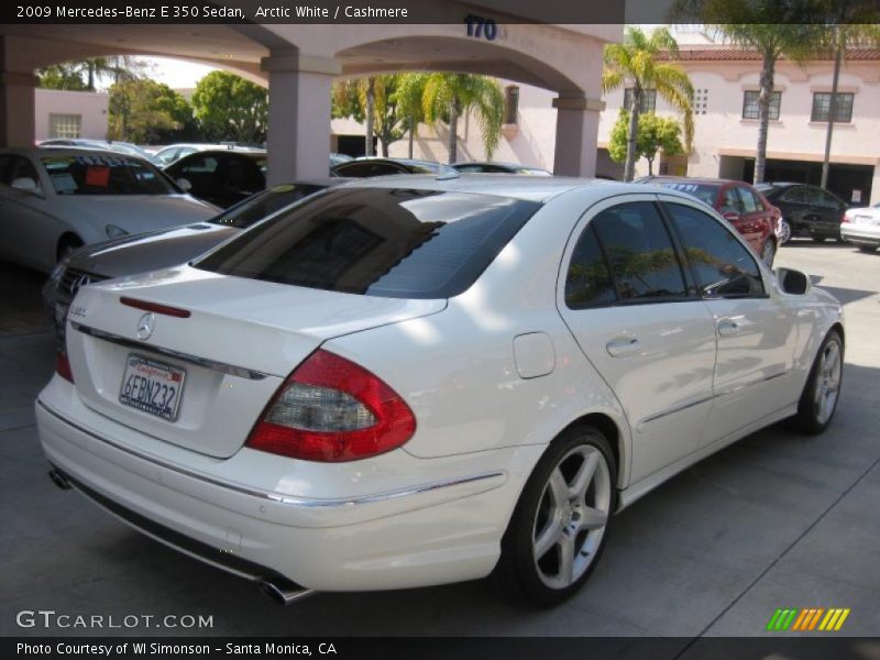 Arctic White / Cashmere 2009 Mercedes-Benz E 350 Sedan