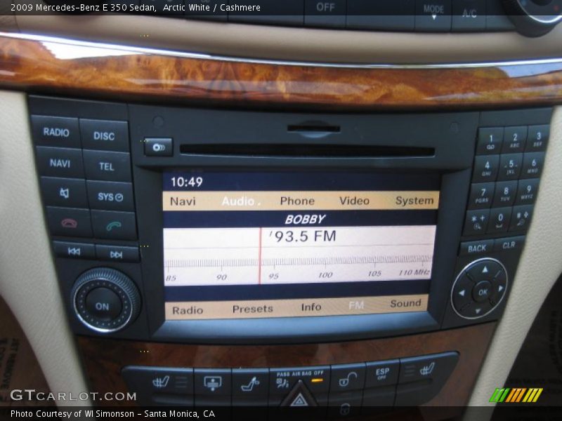 Arctic White / Cashmere 2009 Mercedes-Benz E 350 Sedan