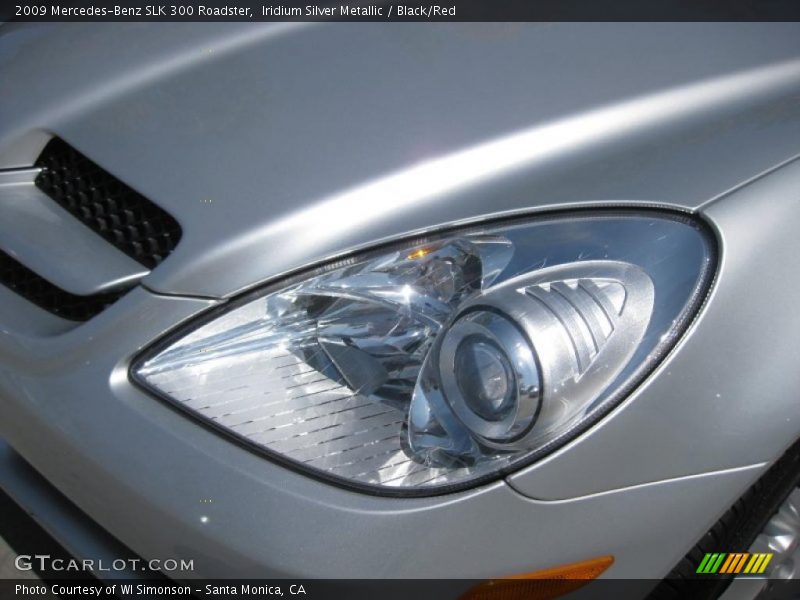 Iridium Silver Metallic / Black/Red 2009 Mercedes-Benz SLK 300 Roadster