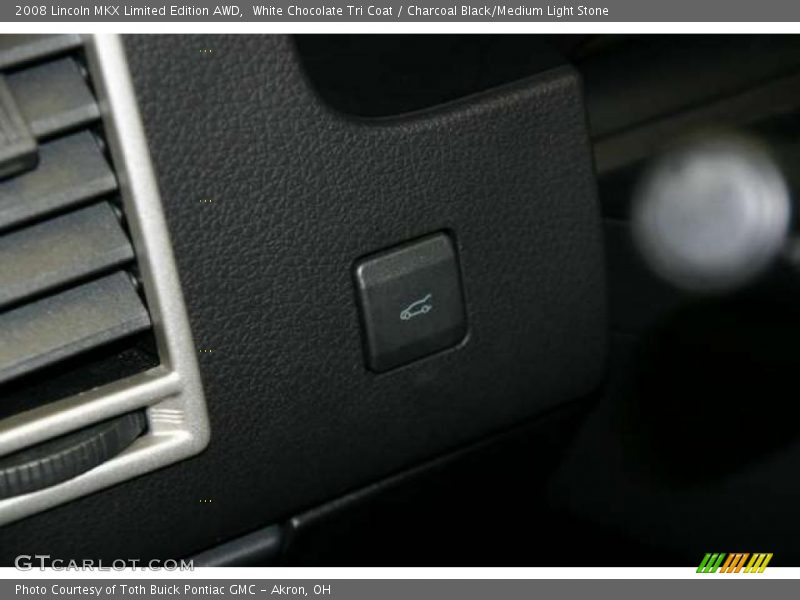 White Chocolate Tri Coat / Charcoal Black/Medium Light Stone 2008 Lincoln MKX Limited Edition AWD