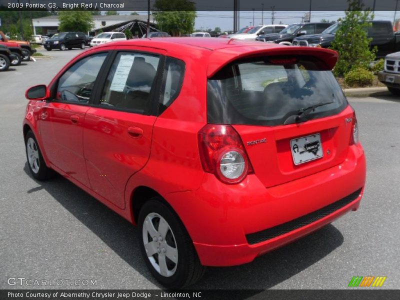 Bright Red / Charcoal 2009 Pontiac G3