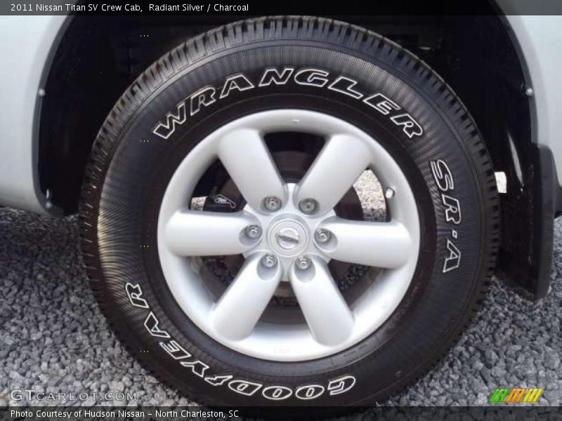 Radiant Silver / Charcoal 2011 Nissan Titan SV Crew Cab