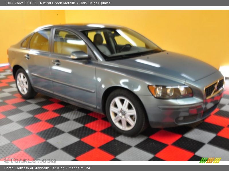 Mistral Green Metallic / Dark Beige/Quartz 2004 Volvo S40 T5