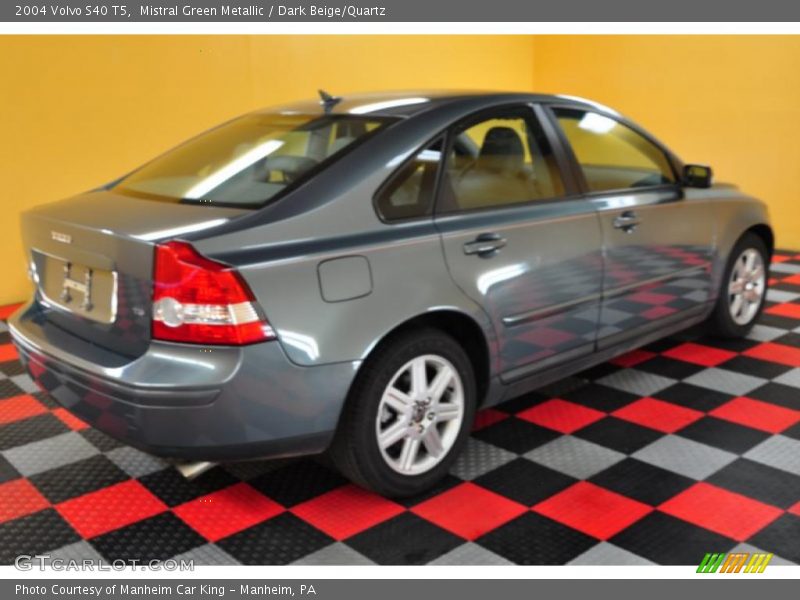 Mistral Green Metallic / Dark Beige/Quartz 2004 Volvo S40 T5