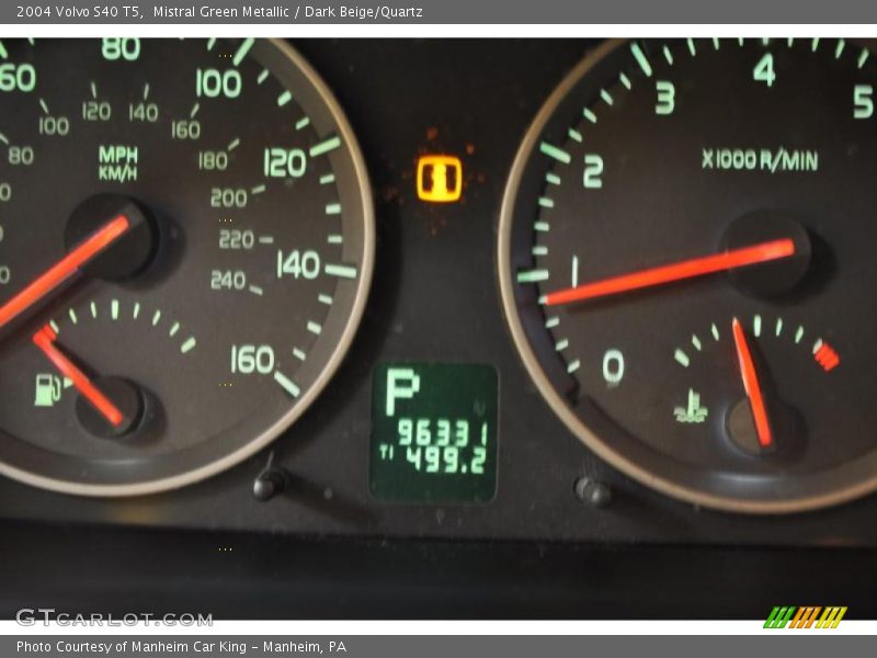 Mistral Green Metallic / Dark Beige/Quartz 2004 Volvo S40 T5