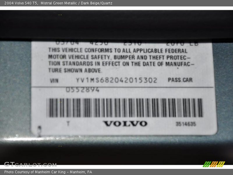Mistral Green Metallic / Dark Beige/Quartz 2004 Volvo S40 T5