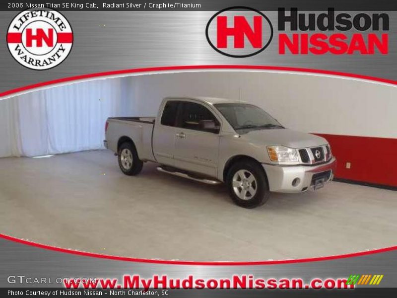 Radiant Silver / Graphite/Titanium 2006 Nissan Titan SE King Cab