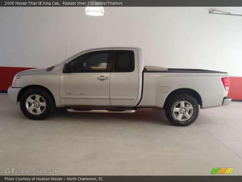 Radiant Silver / Graphite/Titanium 2006 Nissan Titan SE King Cab
