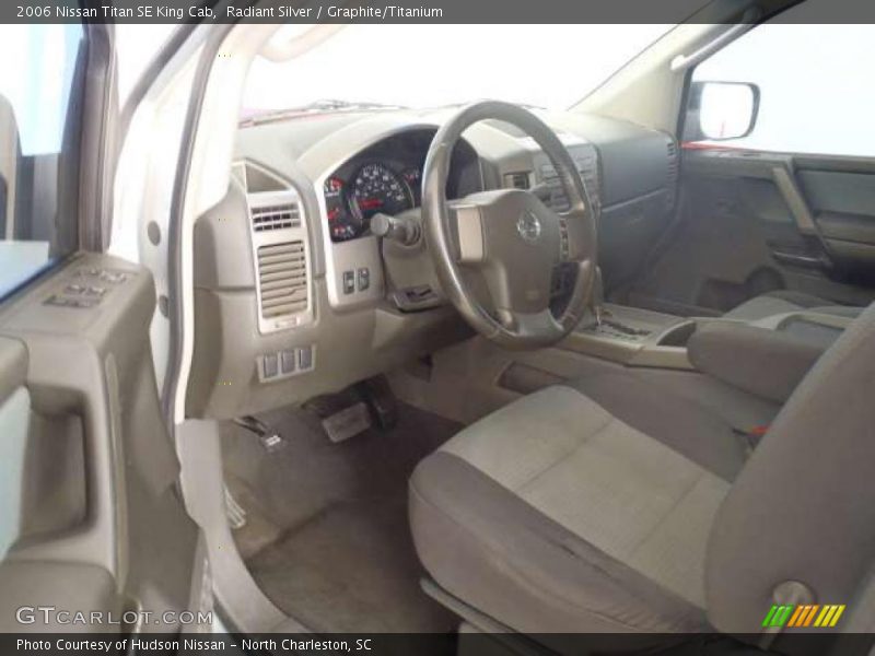 Radiant Silver / Graphite/Titanium 2006 Nissan Titan SE King Cab