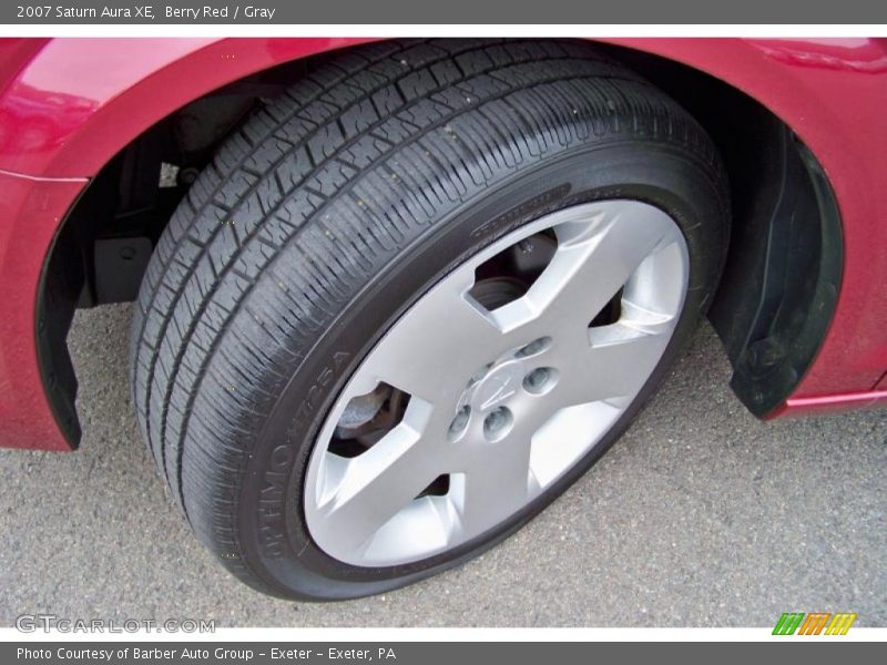 Berry Red / Gray 2007 Saturn Aura XE