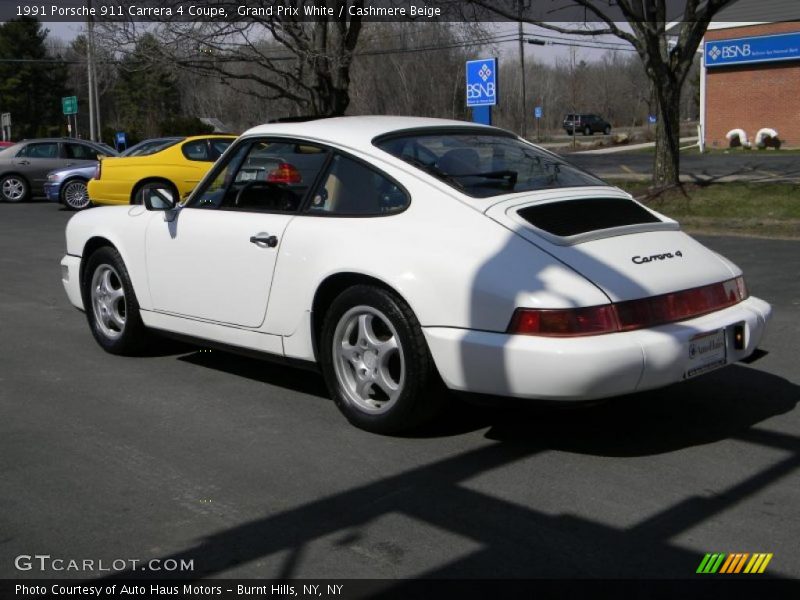 Grand Prix White / Cashmere Beige 1991 Porsche 911 Carrera 4 Coupe