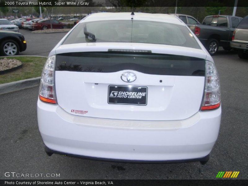 Super White / Gray 2006 Toyota Prius Hybrid