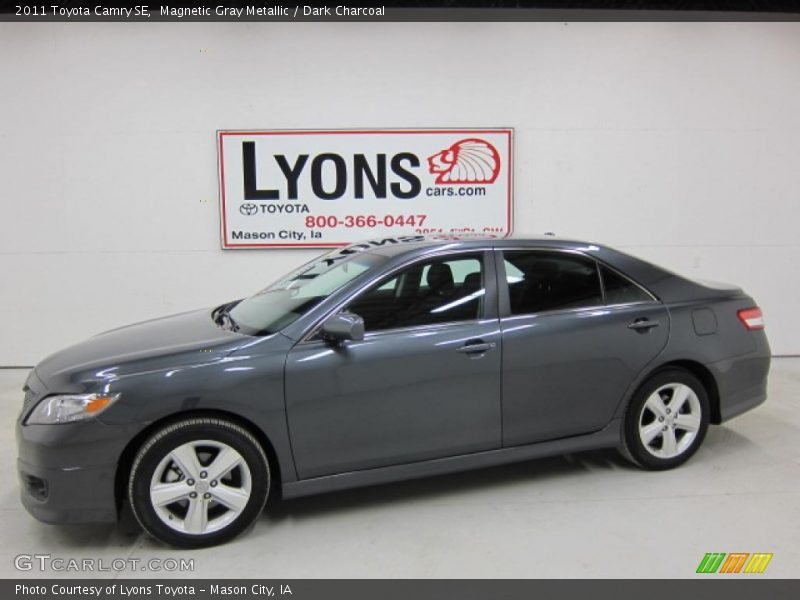 Magnetic Gray Metallic / Dark Charcoal 2011 Toyota Camry SE