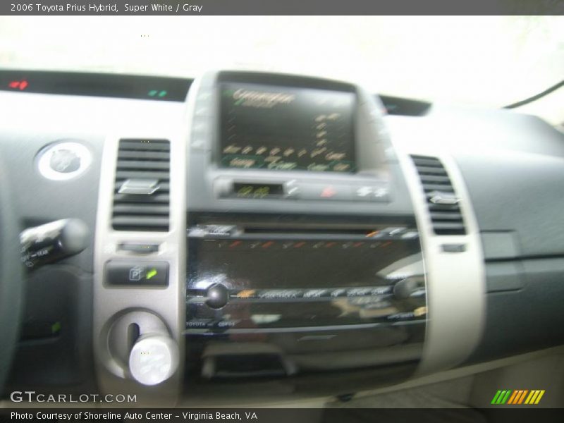 Super White / Gray 2006 Toyota Prius Hybrid
