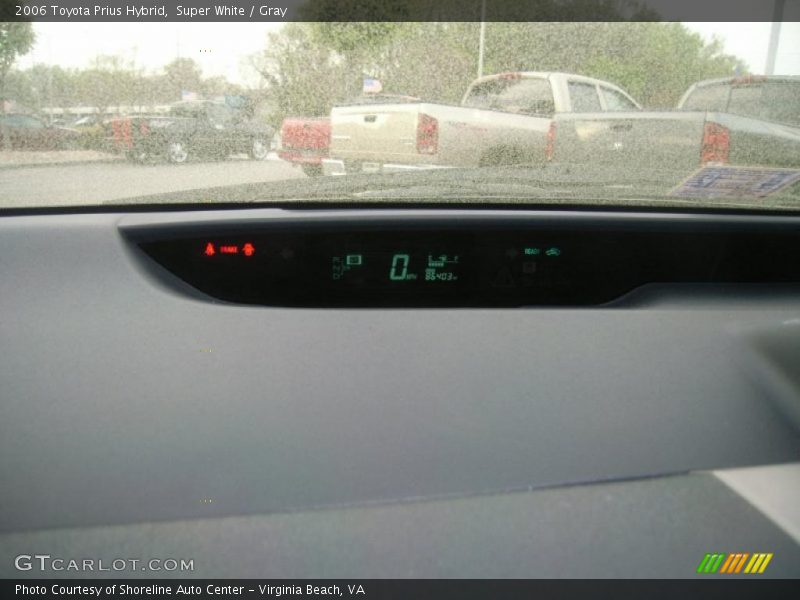 Super White / Gray 2006 Toyota Prius Hybrid