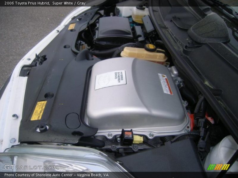 Super White / Gray 2006 Toyota Prius Hybrid