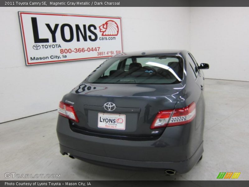 Magnetic Gray Metallic / Dark Charcoal 2011 Toyota Camry SE