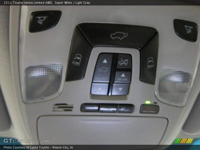 Super White / Light Gray 2011 Toyota Sienna Limited AWD