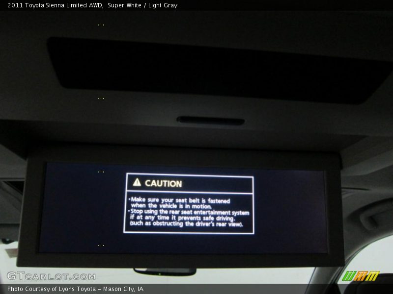Super White / Light Gray 2011 Toyota Sienna Limited AWD