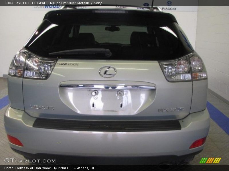 Millinnium Silver Metallic / Ivory 2004 Lexus RX 330 AWD