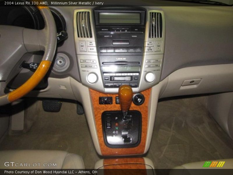 Millinnium Silver Metallic / Ivory 2004 Lexus RX 330 AWD