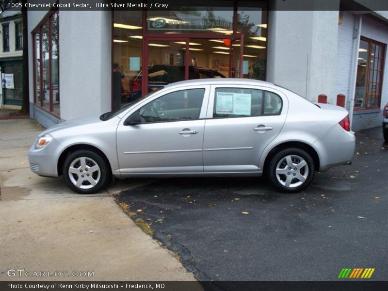 Ultra Silver Metallic / Gray 2005 Chevrolet Cobalt Sedan