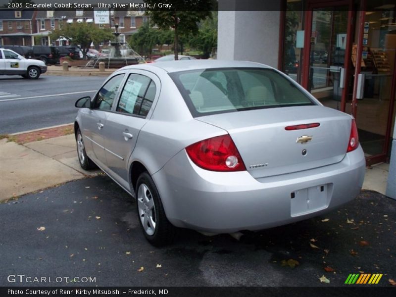 Ultra Silver Metallic / Gray 2005 Chevrolet Cobalt Sedan