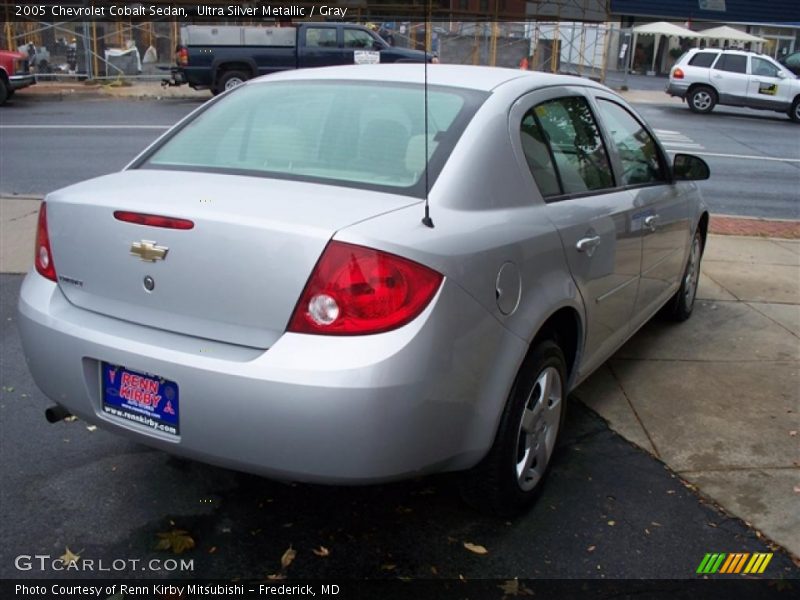 Ultra Silver Metallic / Gray 2005 Chevrolet Cobalt Sedan