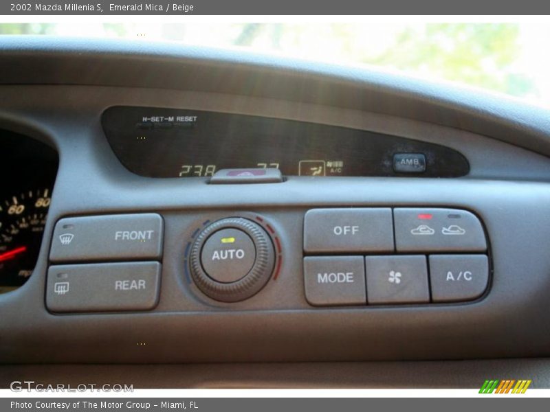 Controls of 2002 Millenia S