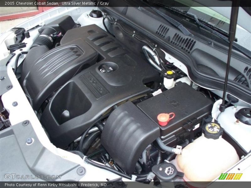 Ultra Silver Metallic / Gray 2005 Chevrolet Cobalt Sedan